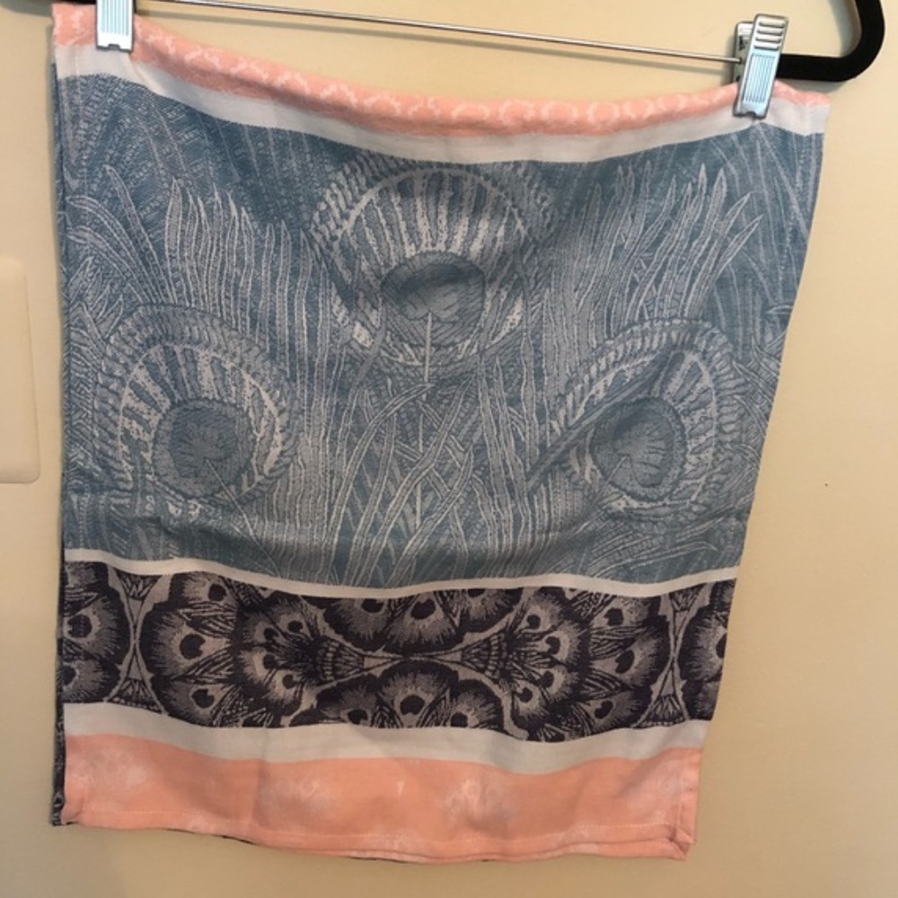 Anthropologie Beachy Table Runner